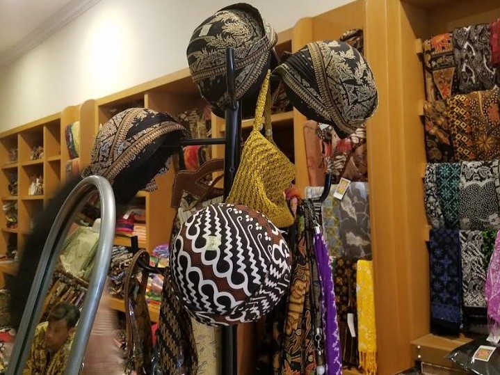 Batik Adityan Laweya